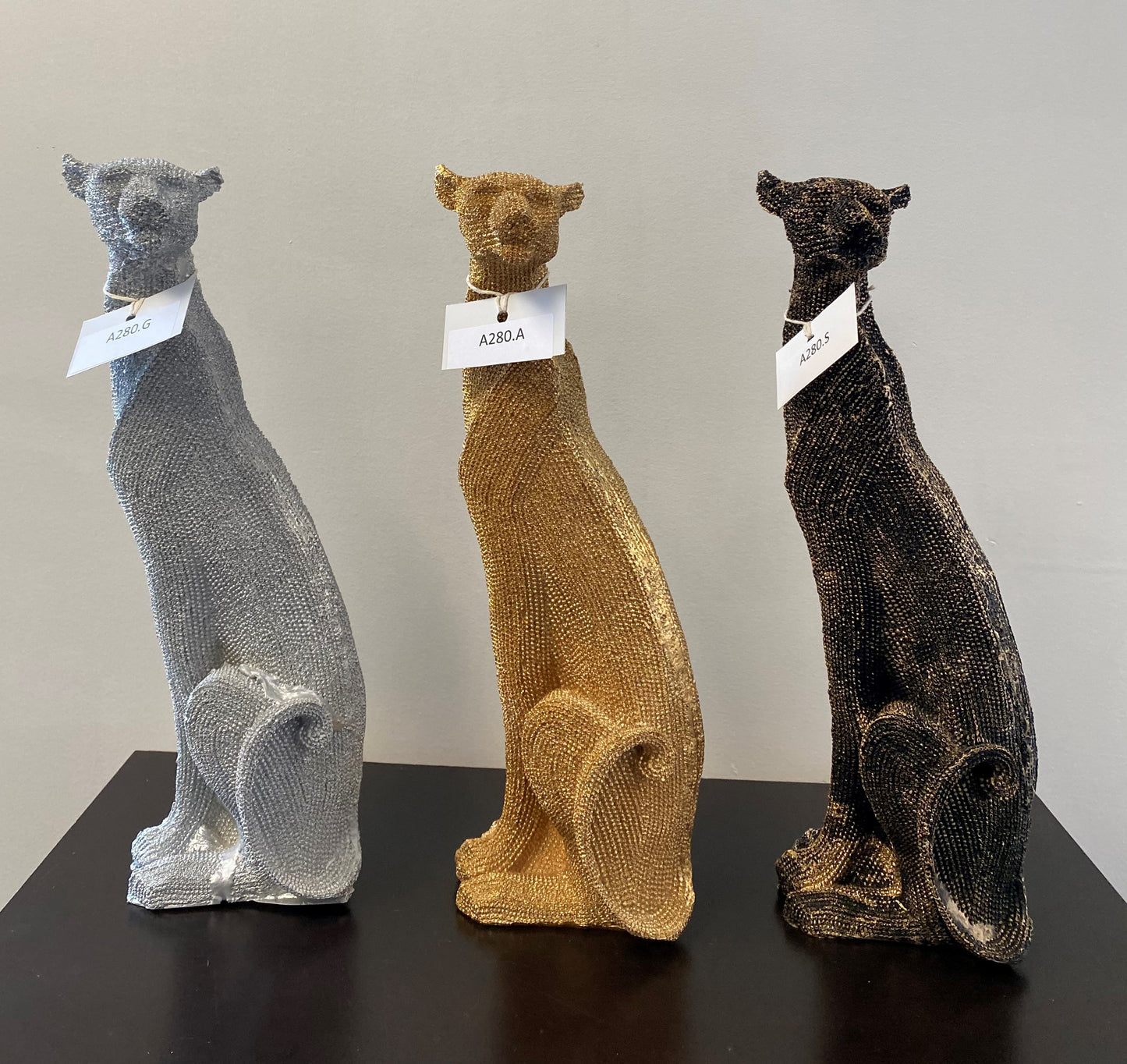 Metal Meerkats Decor