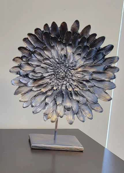 Flower Tabletop Sculpture Decor