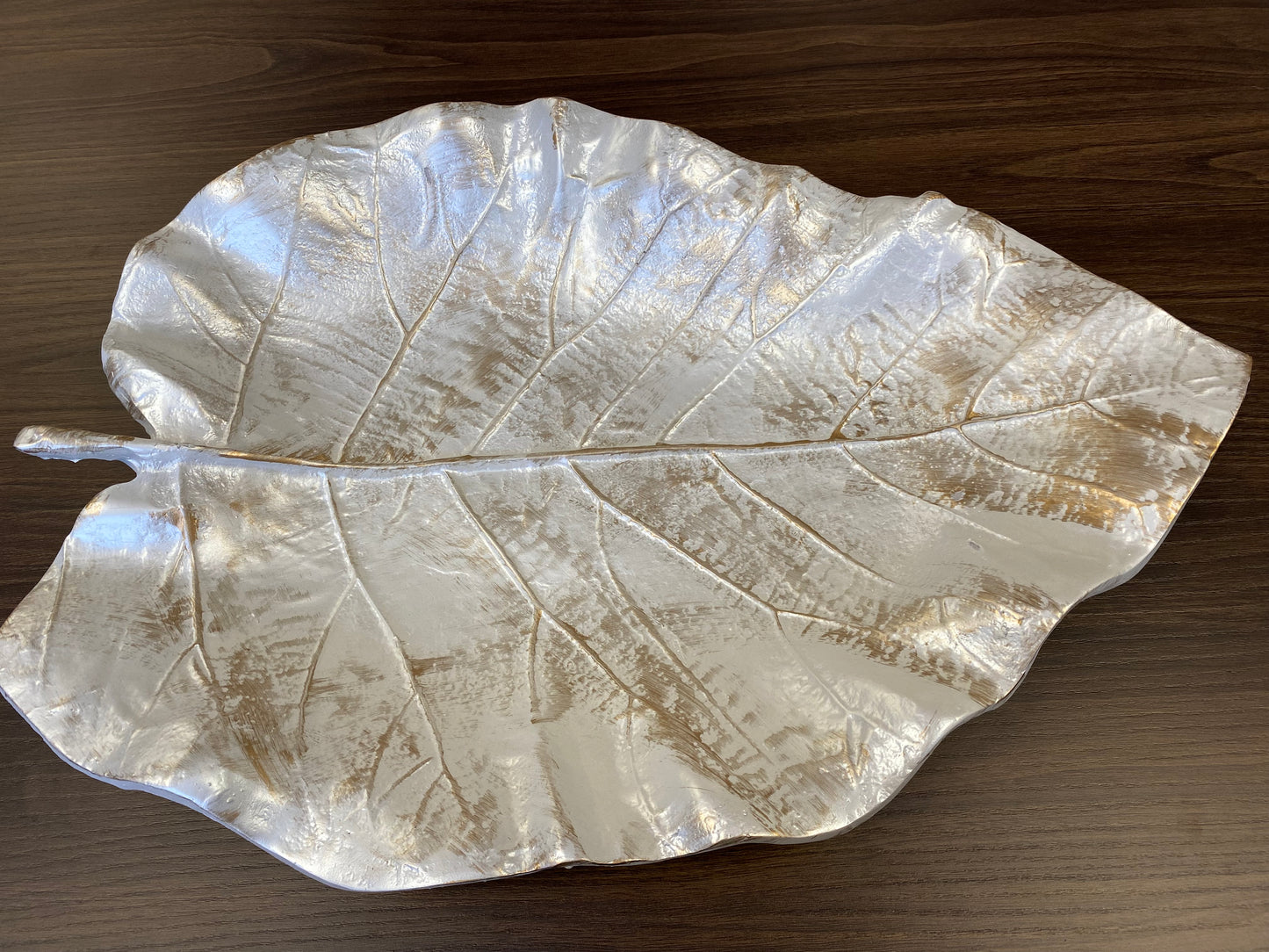 Leaf Harmony Dish