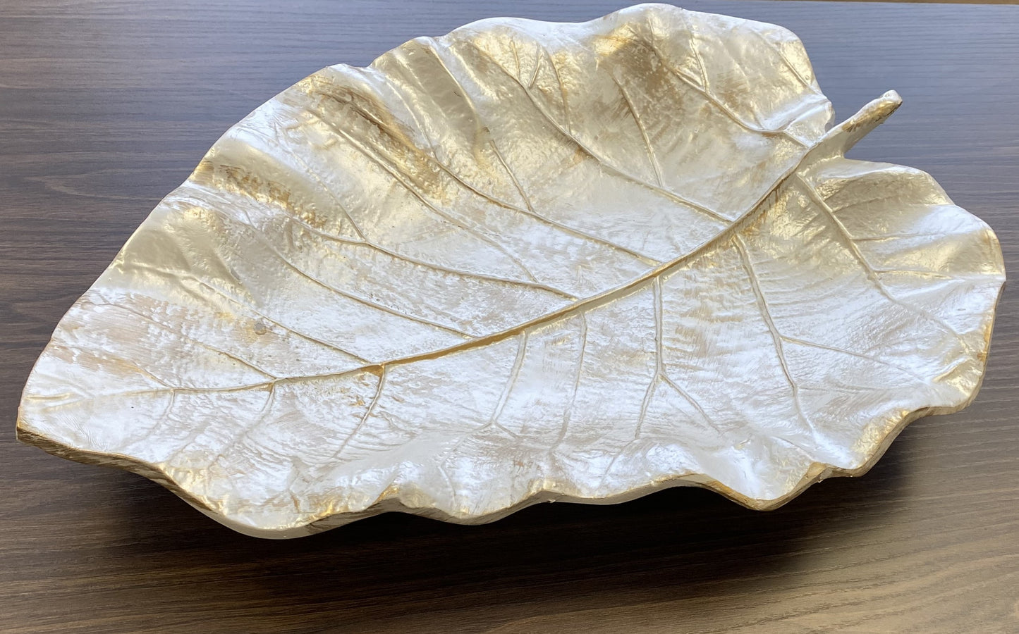 Leaf Harmony Dish