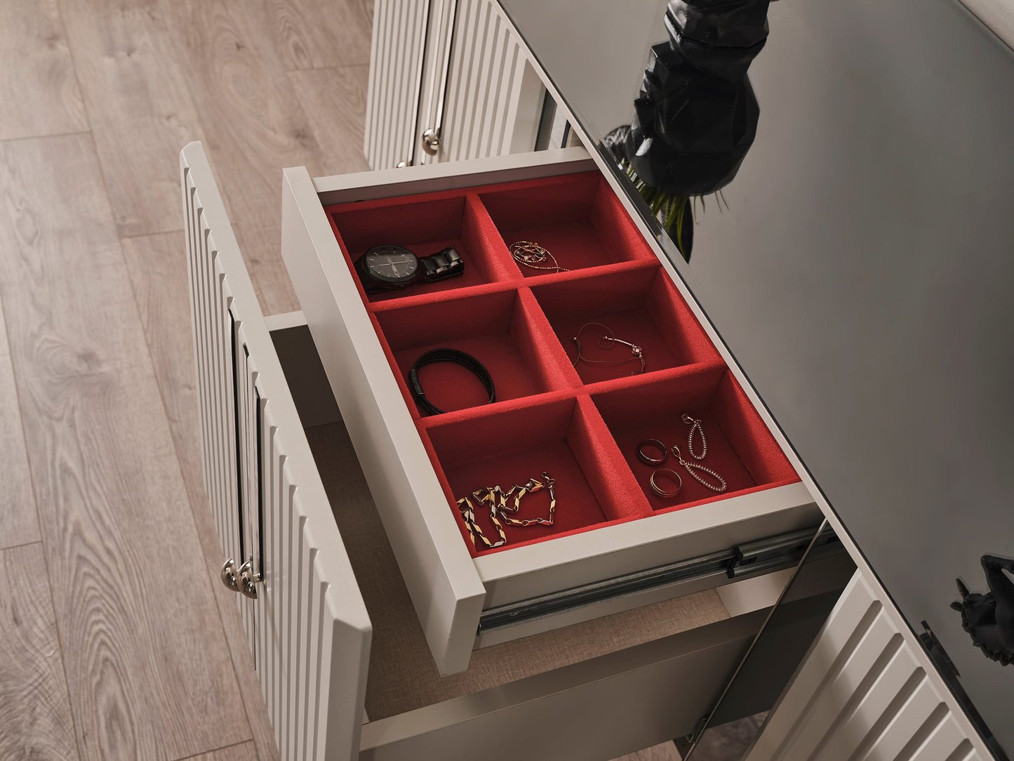 Vizyon Dresser & Mirror(Pick-up Only)