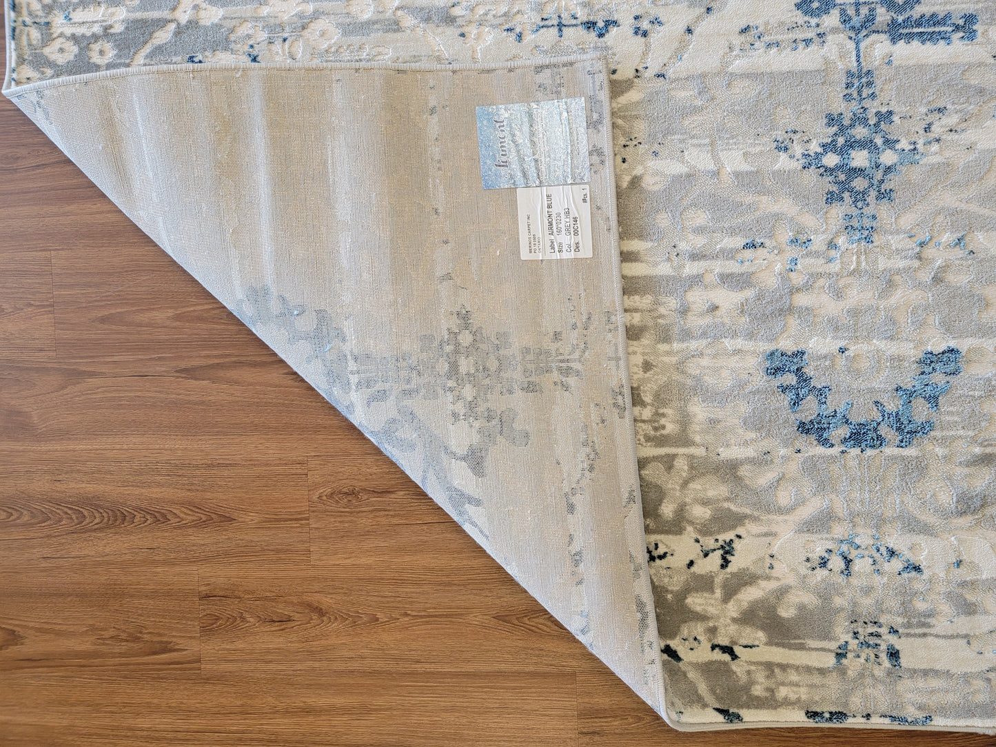 Airmont Damask Area Rug. White Smoke , Gray, and Navy