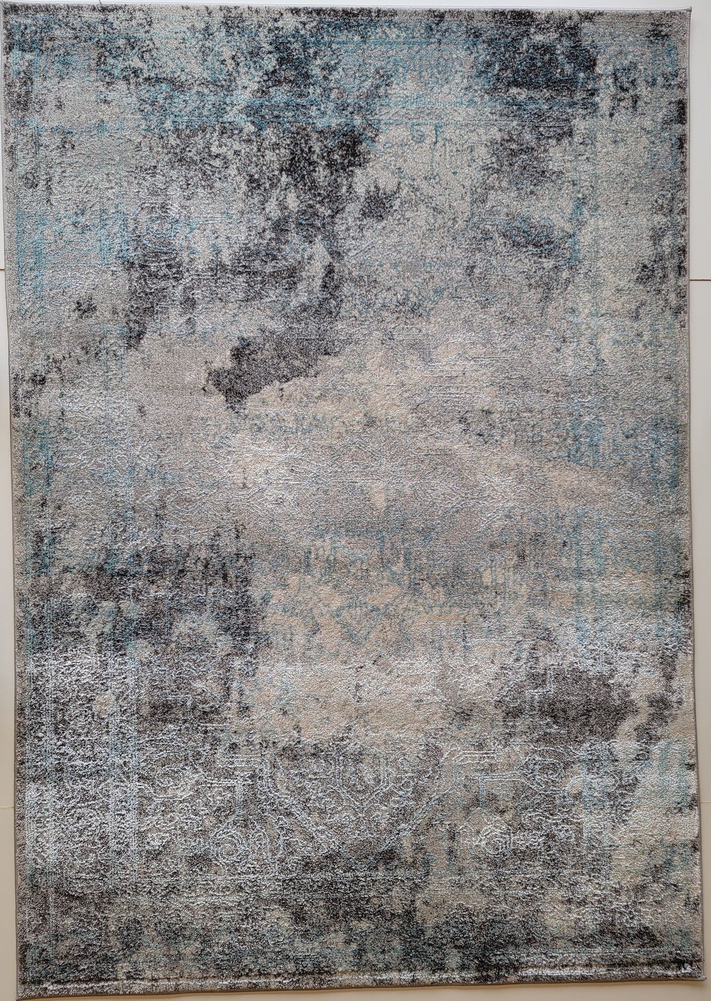 Despina Modern Traditional Area Rug. Light Blue, Platinum, and Metallic Gray