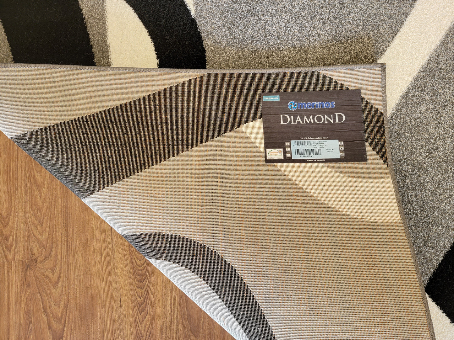 Diamond Abstract Area Rug. Ash Gray with Curved Lines in Black and White