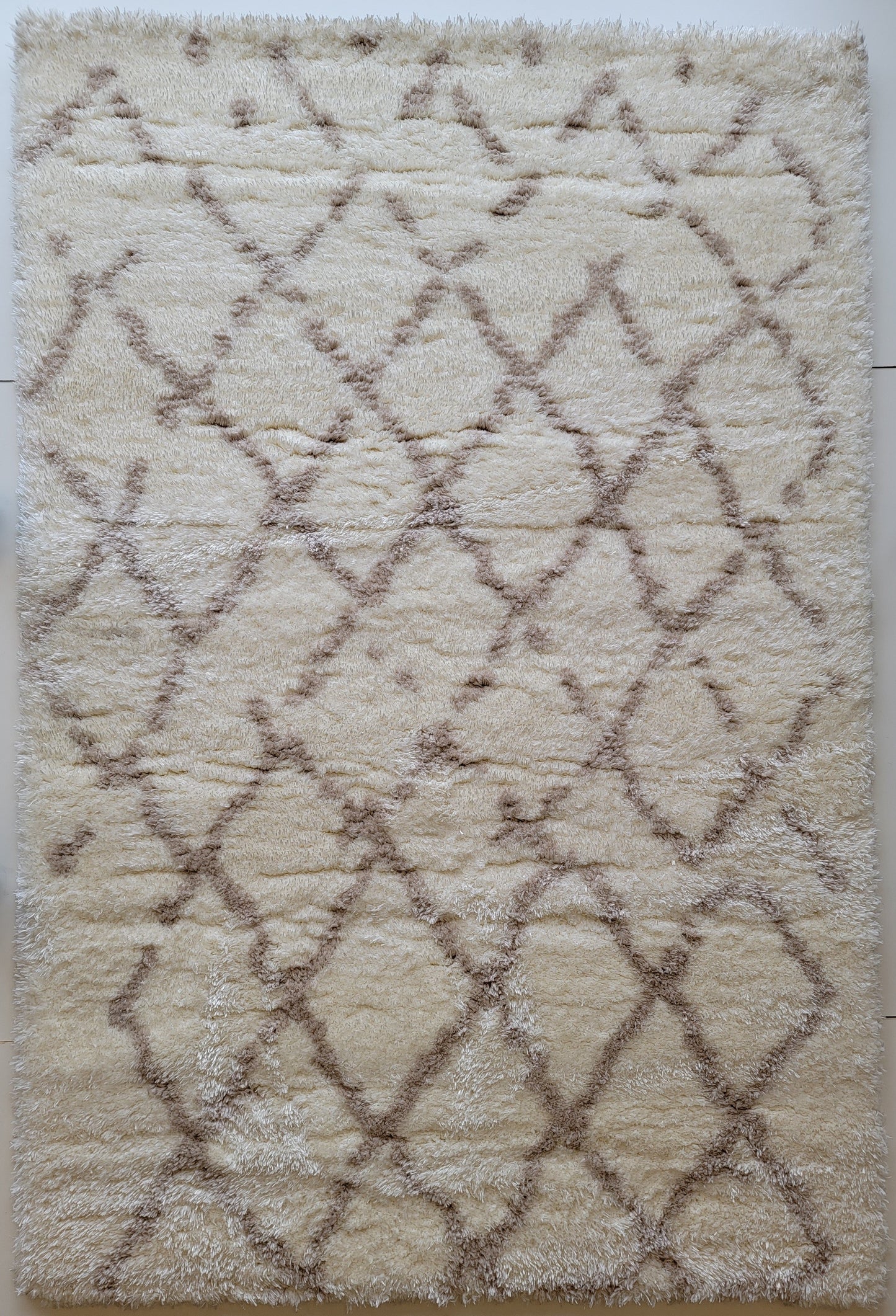 Flokati Shag Area Rug. White and Cream 