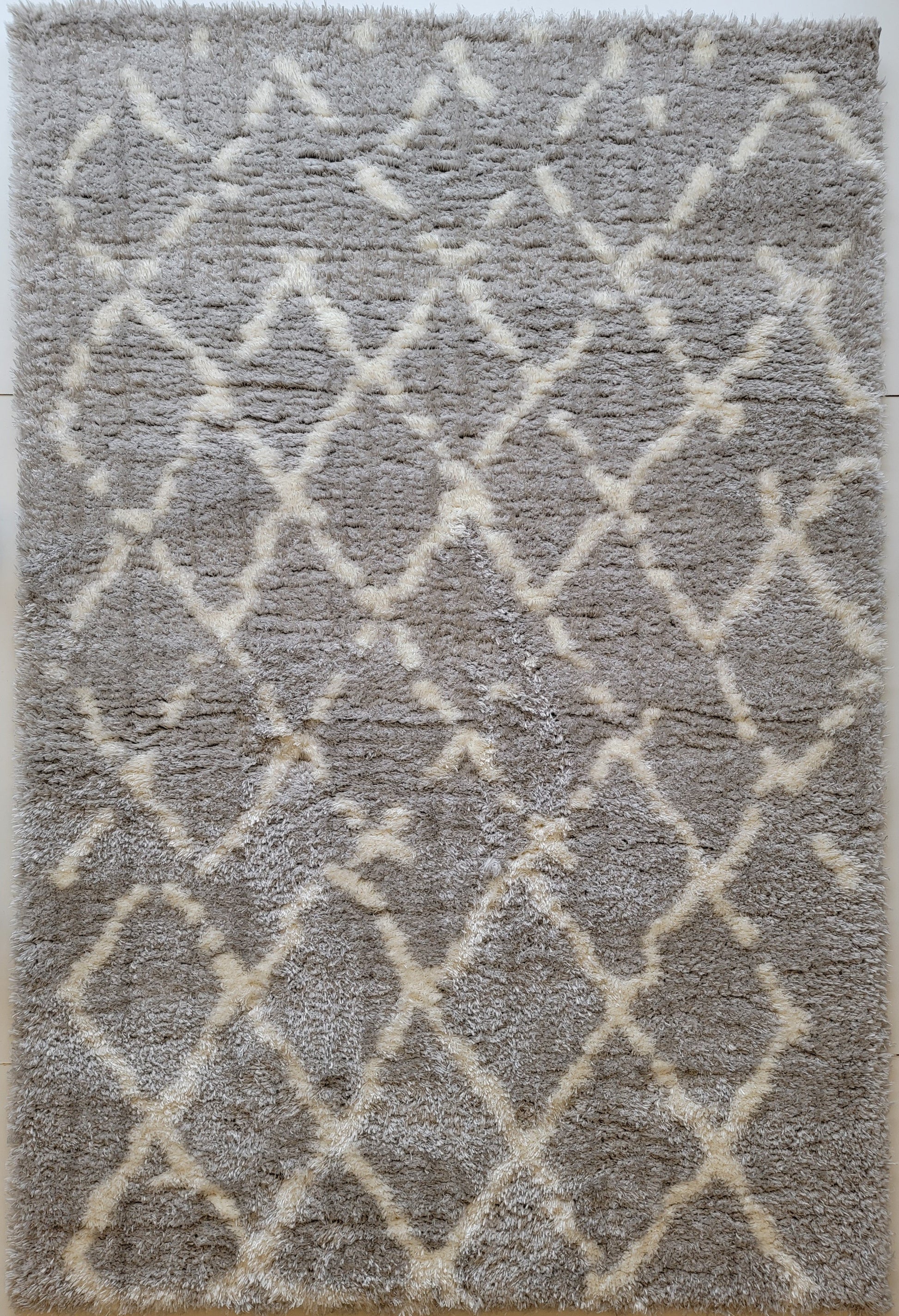 Flokati Shag Area Rug. White and Light Gray 